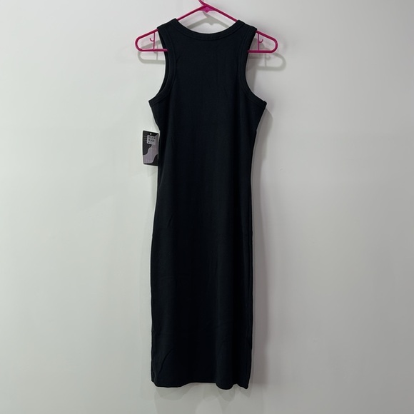 Black Ribbed Midi Dress - Picture 7 of 10